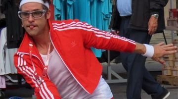 Amuseur public comique de tennis pour animations lors d'événements au Québec